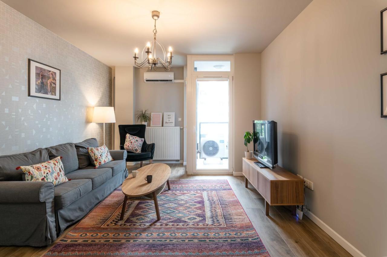 Apartment Pure