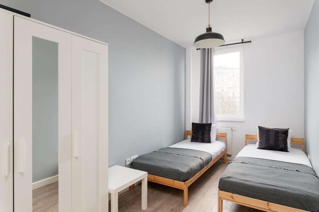 Pure Apartment *